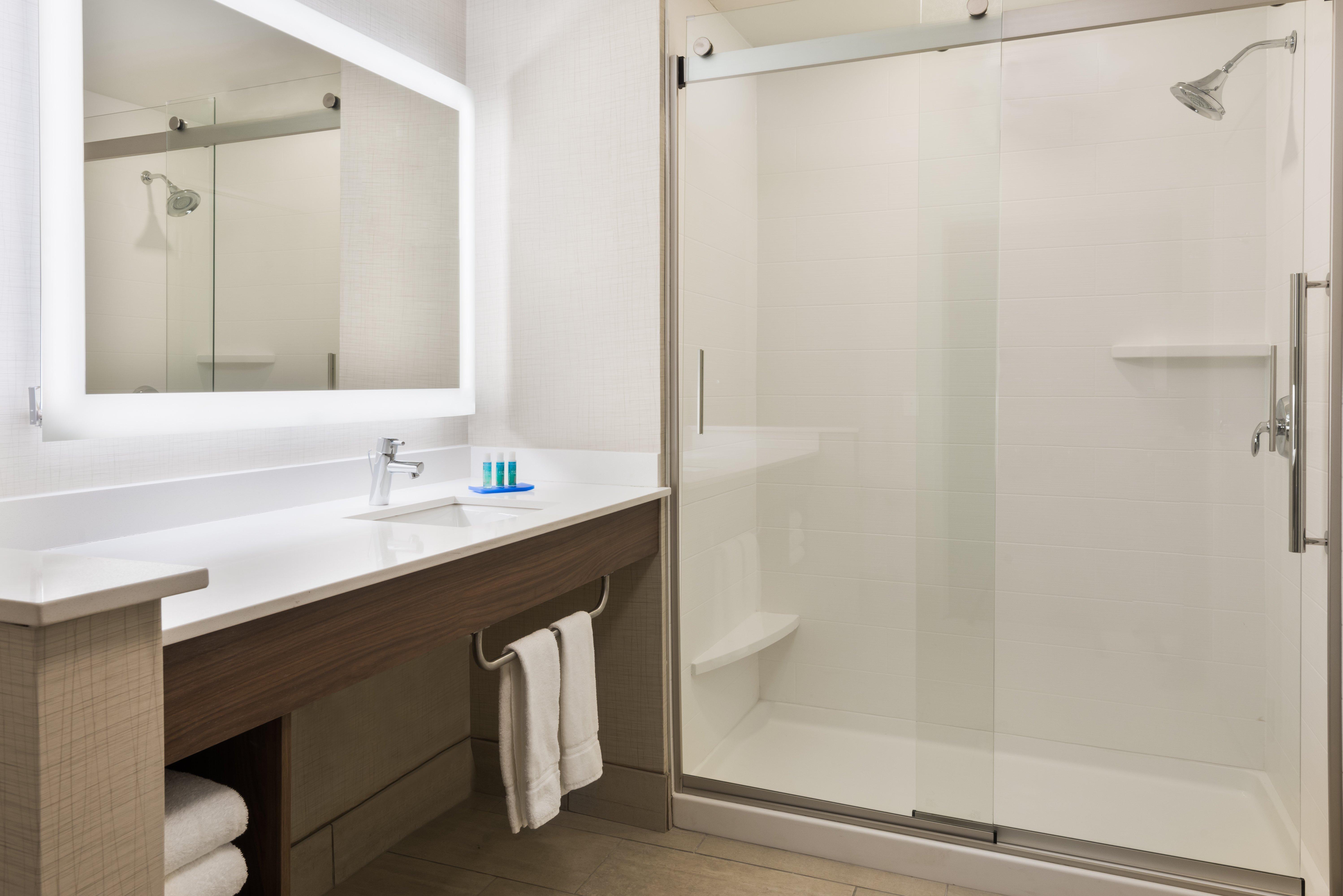 Holiday Inn Express & Suites - Columbus Airport East By Ihg Exteriör bild