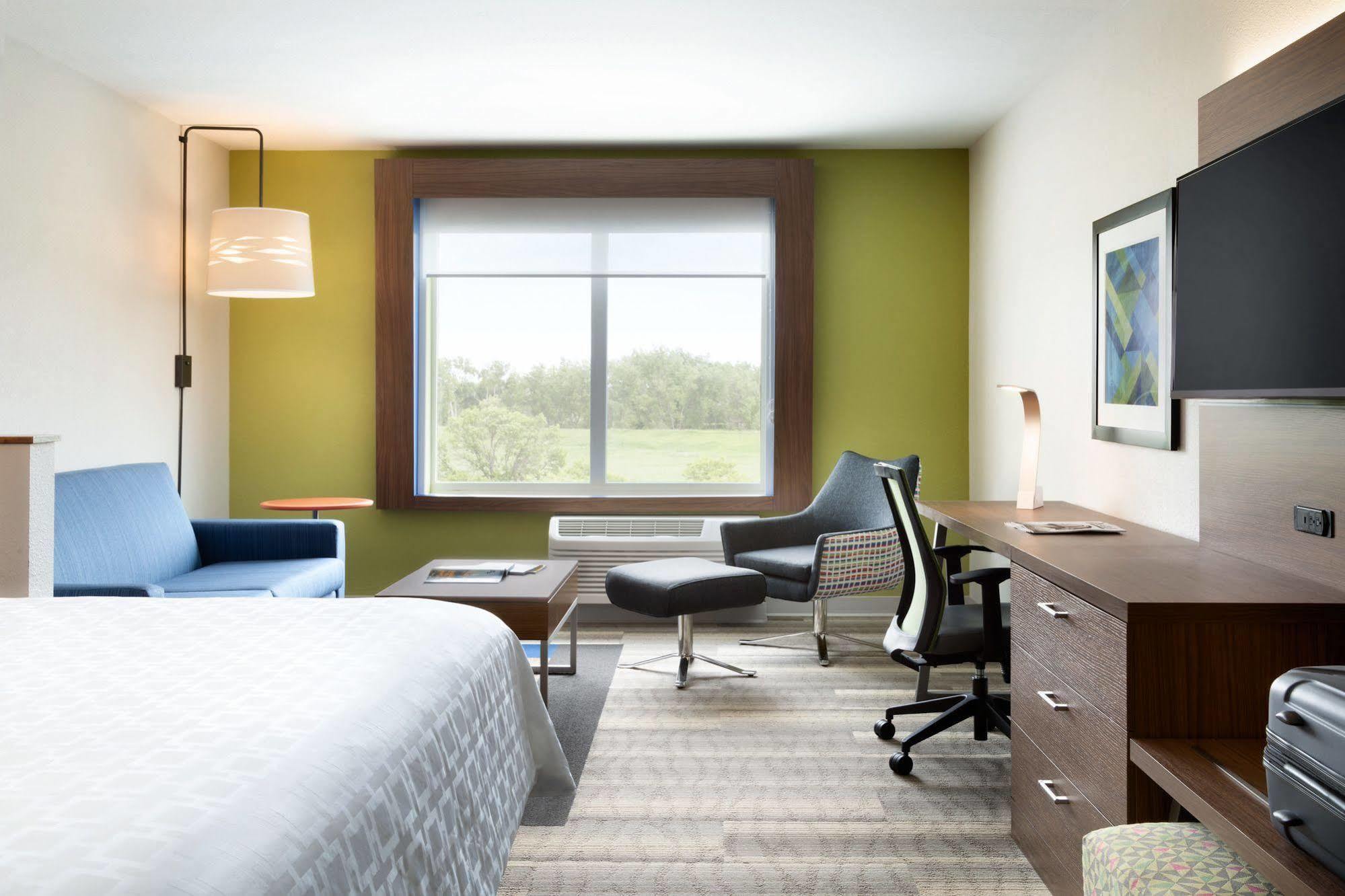 Holiday Inn Express & Suites - Columbus Airport East By Ihg Exteriör bild