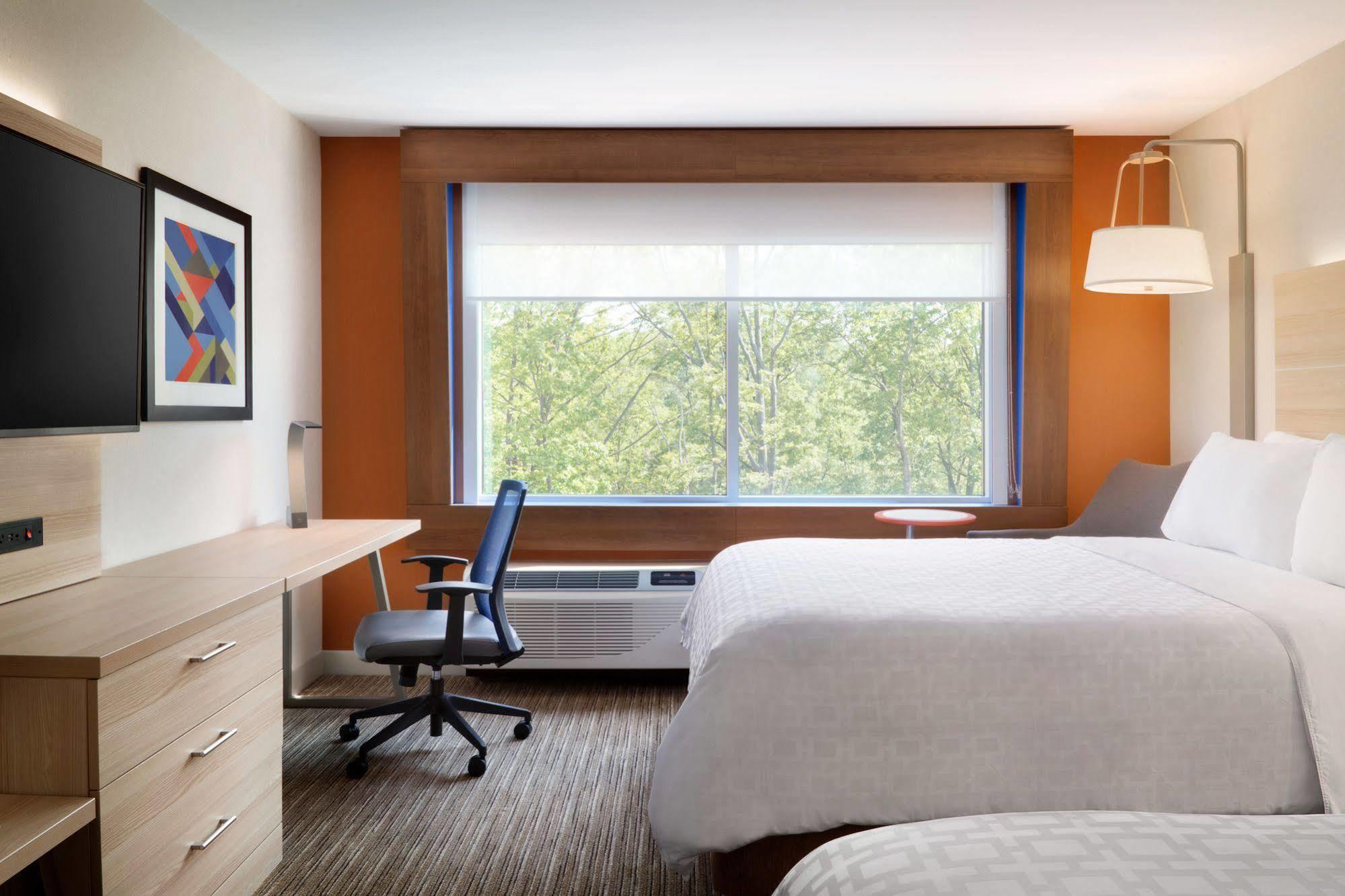 Holiday Inn Express & Suites - Columbus Airport East By Ihg Exteriör bild